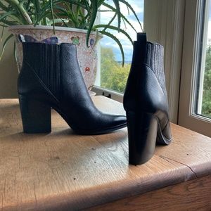 Black Marc Fisher Alva Bootie. Size 7.5